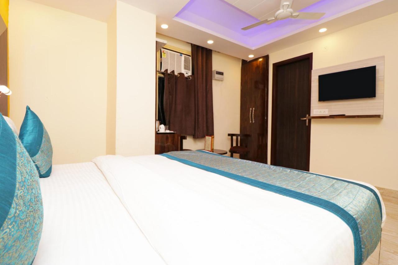 Airport Shivaka Hotel New Delhi
